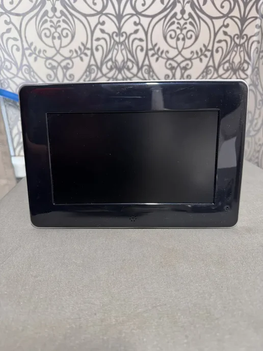 Цифровая фоторамка Inch F7i, вариант